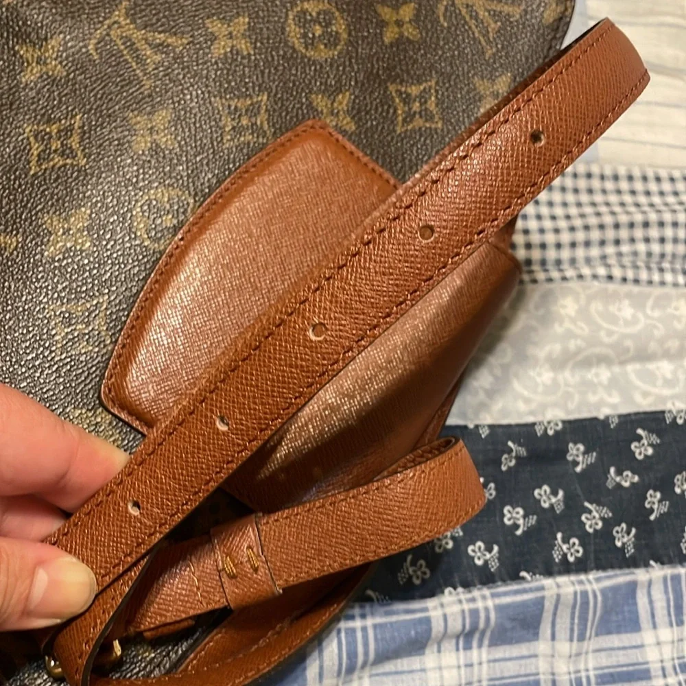 Louis Vuitton Monogram Courcelle Bag - Picture 13 of 15